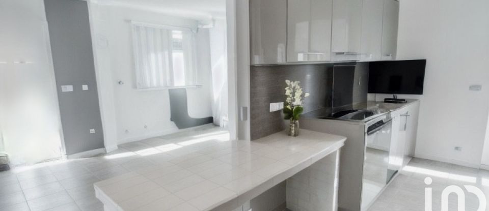 Appartement 3 pièces de 70 m² à Évry (91000)