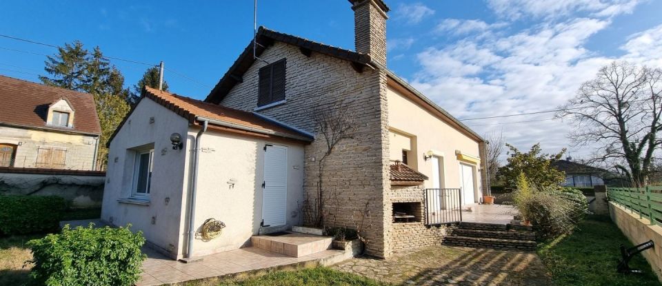 House 6 rooms of 179 m² in Misy-sur-Yonne (77130)