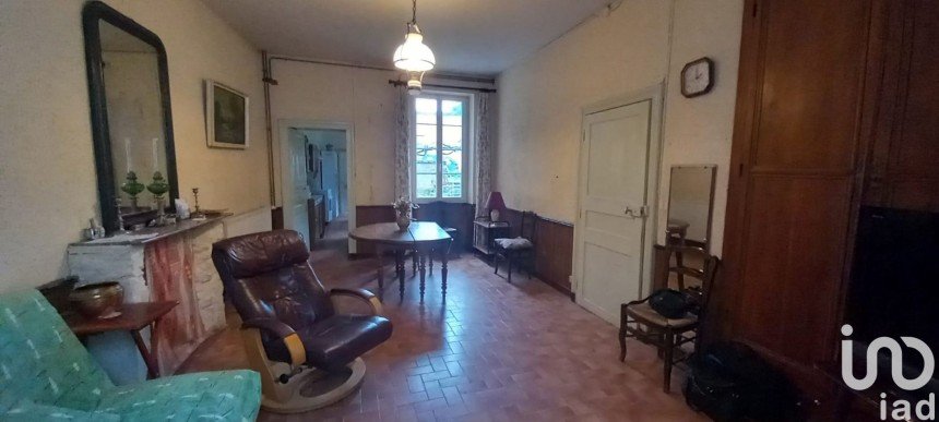Maison 4 pièces de 141 m² à Jarnac (16200)
