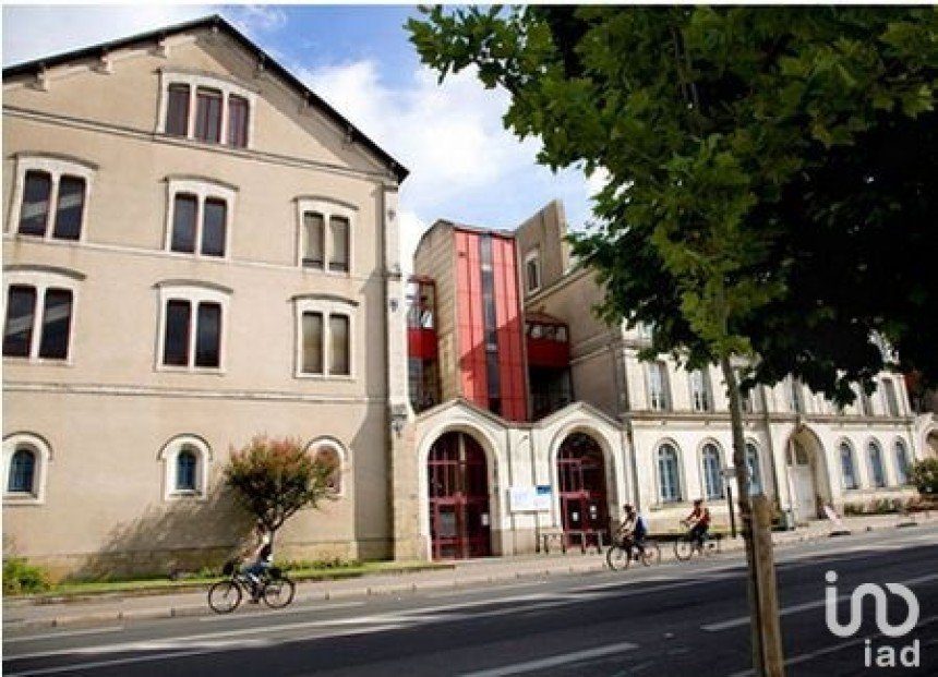 Right to lease of 35 m² in Nantes (44000)