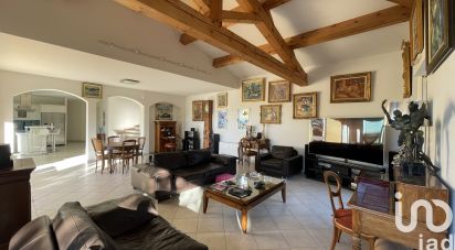 Maison 6 pièces de 195 m² à Sanary-sur-Mer (83110)