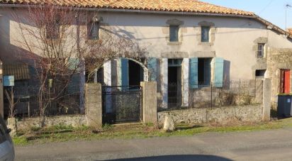 House 3 rooms of 85 m² in Saint-Aubin-le-Cloud (79450)