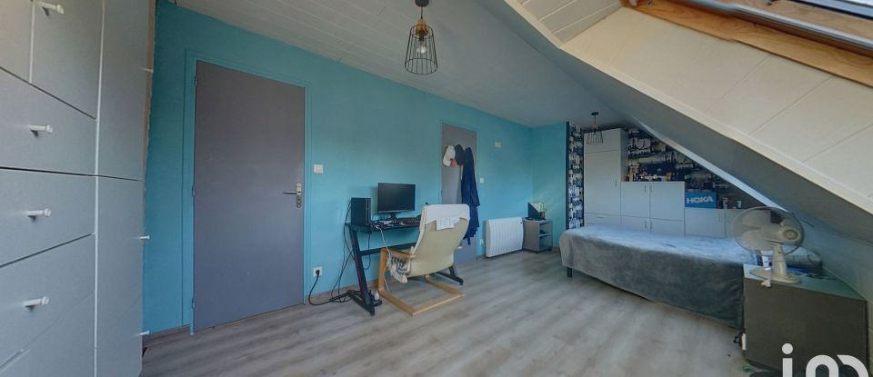 House 6 rooms of 130 m² in Merlevenez (56700)