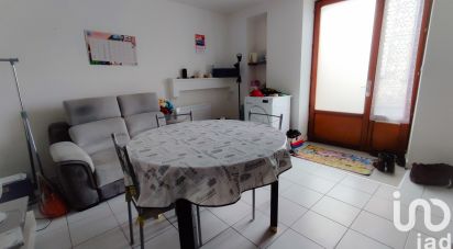 Town house 3 rooms of 54 m² in Aulnay (17470)