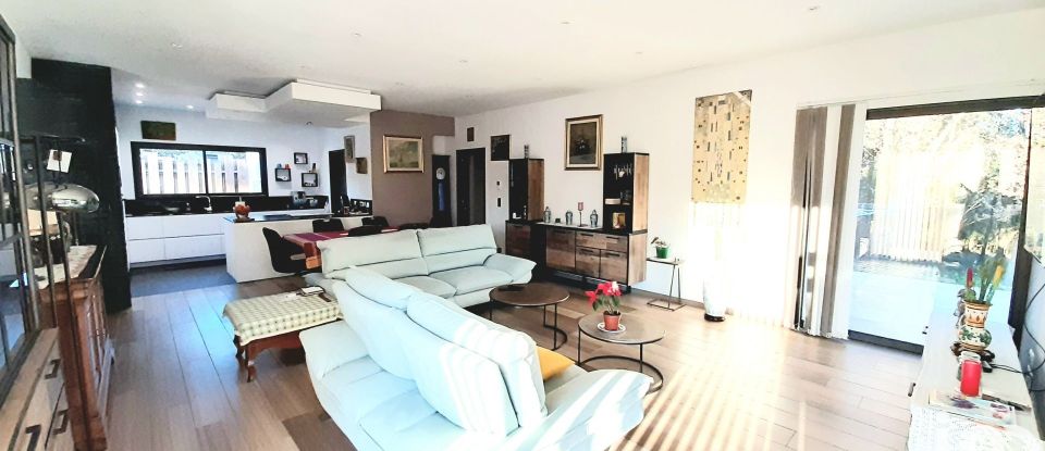 Maison 5 pièces de 140 m² à Salinelles (30250)