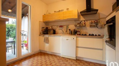 House 6 rooms of 130 m² in Rochefort-du-Gard (30650)