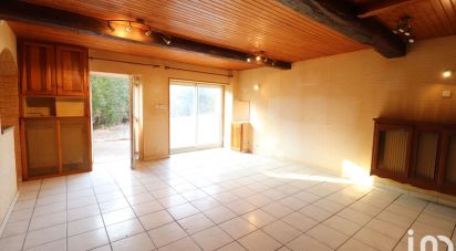 House 4 rooms of 80 m² in Aubiat (63260)