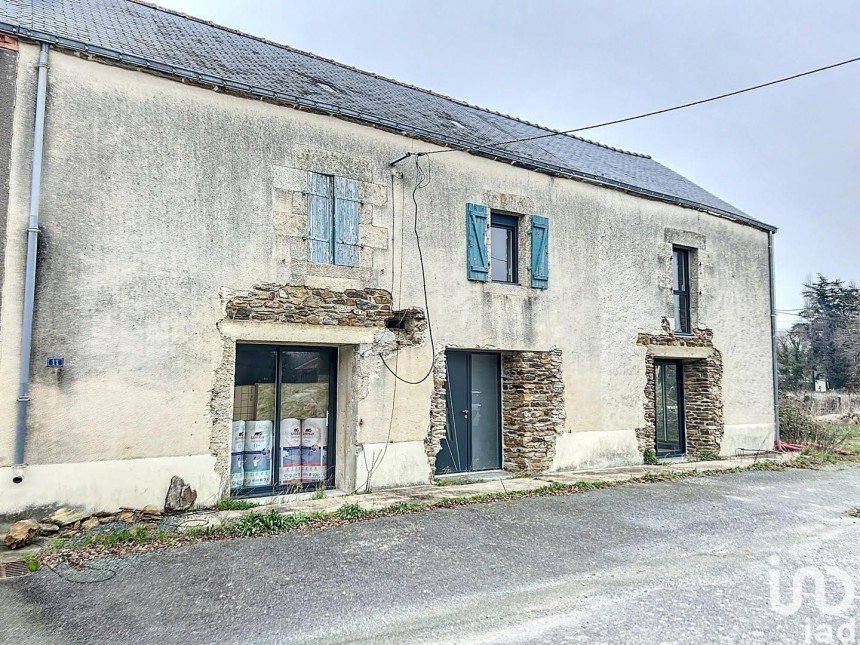 House 5 rooms of 172 m² in Saint-Gildas-des-Bois (44530)