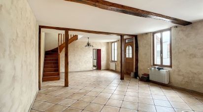 Maison 3 pièces de 124 m² à Bray-sur-Seine (77480)