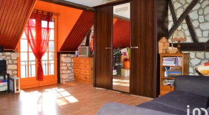 House 6 rooms of 181 m² in Vézillon (27700)