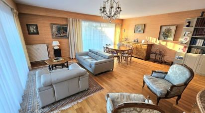 Apartment 5 rooms of 110 m² in Saint-Saulve (59880)