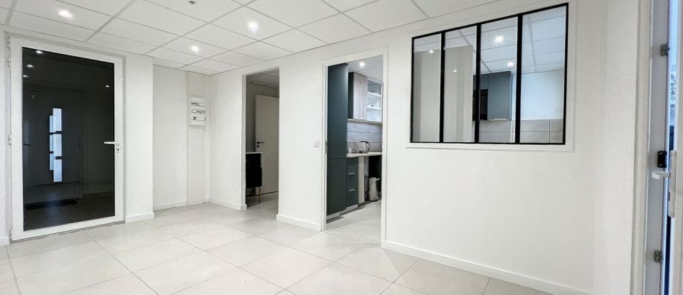 Offices of 110 m² in Brie-Comte-Robert (77170)