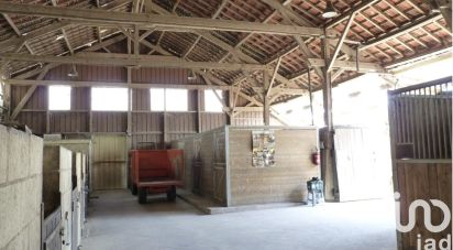 Equestrian facility 4 rooms of 81 m² in Desmonts (45390)