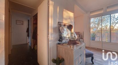 Apartment 4 rooms of 70 m² in Rochefort (17300)