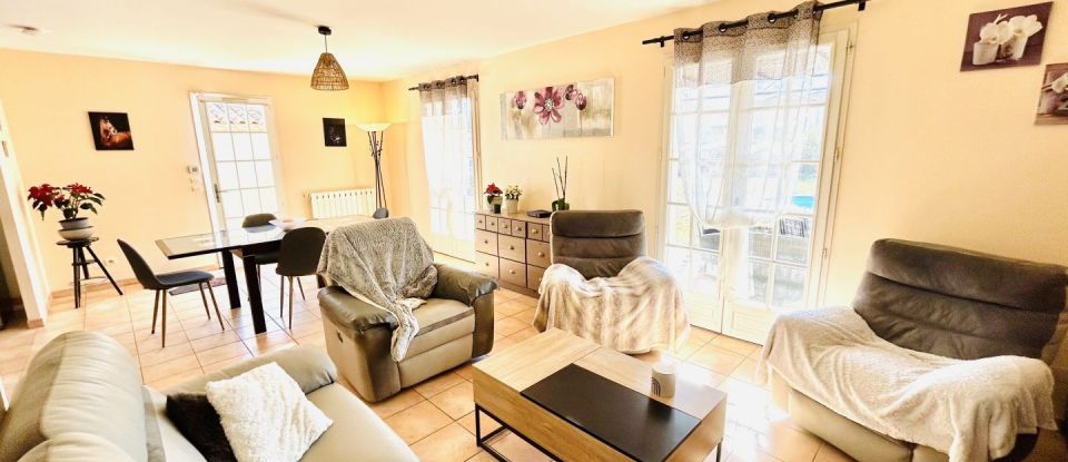 Maison 5 pièces de 138 m² à Montblanc (34290)