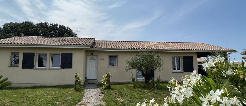 House 6 rooms of 110 m² in Saint-Genès-de-Fronsac (33240)