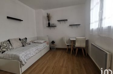 Apartment 1 room of 19 m² in Rezé (44400)