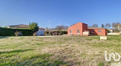 House 5 rooms of 209 m² in Eyguières (13430)