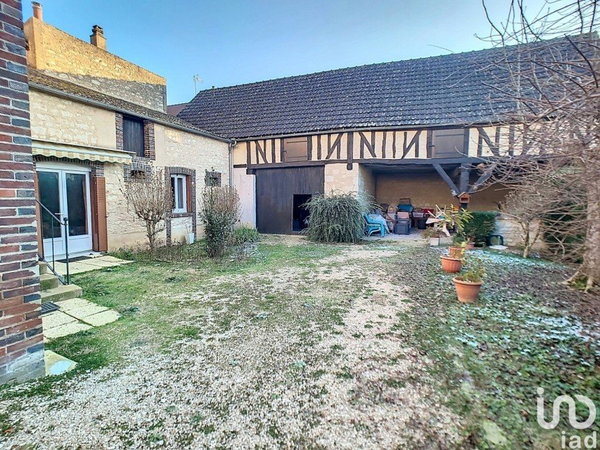 Maison 5 pièces de 97 m² à Laroche-Saint-Cydroine (89400)