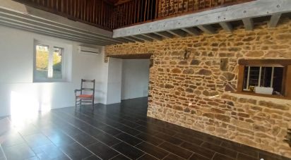 House 5 rooms of 181 m² in Sens-Beaujeu (18300)