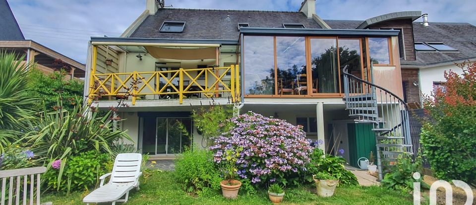 Maison traditionnelle 8 pièces de 182 m² à Concarneau (29900)
