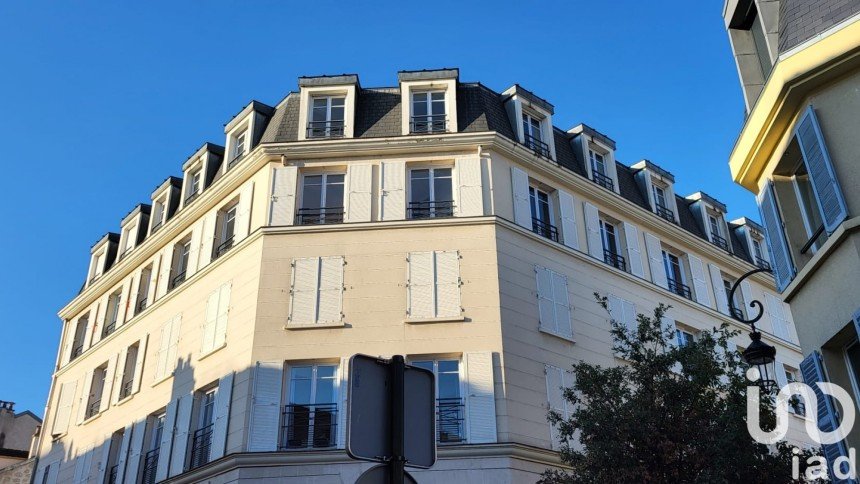 Apartment 2 rooms of 52 m² in Puteaux (92800)