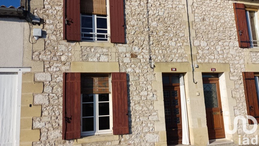 Town house 3 rooms of 96 m² in Port-Sainte-Foy-et-Ponchapt (33220)