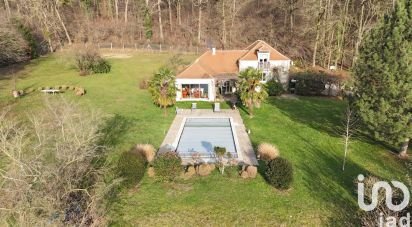 Equestrian facility 7 rooms of 218 m² in Lamorlaye (60260)