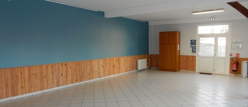 Maison 8 pièces de 305 m² à Aunay-sous-Auneau (28700)