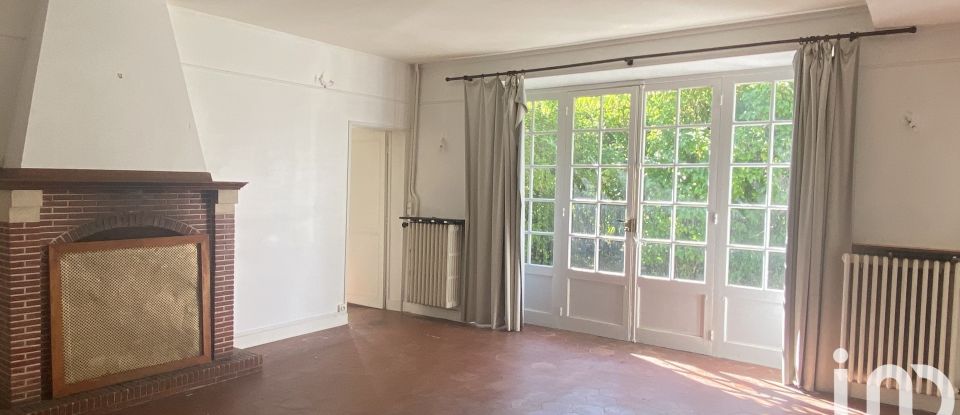 House 5 rooms of 165 m² in Rambouillet (78120)