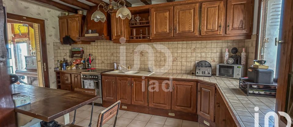 Traditional house 3 rooms of 132 m² in - (77120)