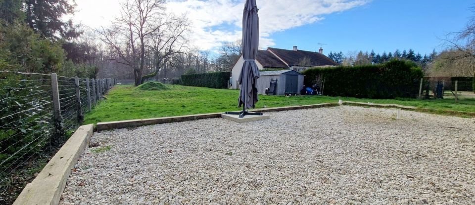House 5 rooms of 123 m² in Saint-Gondon (45500)