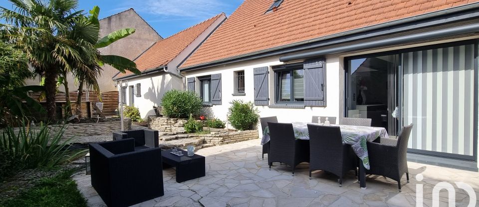 Maison traditionnelle 5 pièces de 120 m² à Charny (77410)