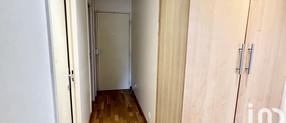 Apartment 2 rooms of 46 m² in - (91000)
