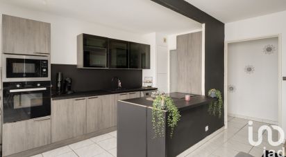 Apartment 5 rooms of 82 m² in Vandœuvre-lès-Nancy (54500)