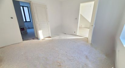 Apartment 2 rooms of 44 m² in Troyes (10000)
