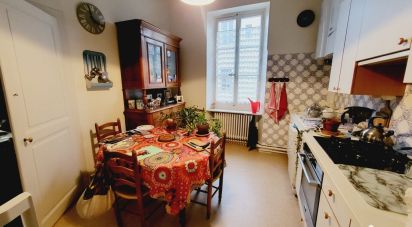 Appartement 5 pièces de 110 m² à Chambéry (73000)
