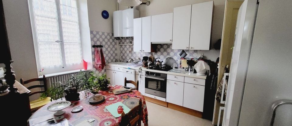 Apartment 5 rooms of 110 m² in Chambéry (73000)