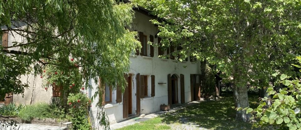House 8 rooms of 580 m² in Gap (05000)