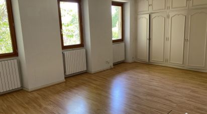 House 8 rooms of 580 m² in Gap (05000)
