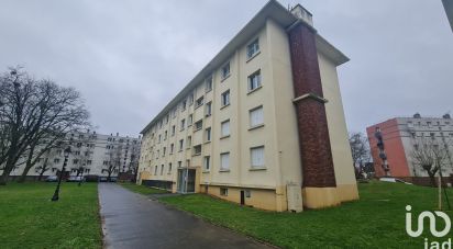 Appartement 4 pièces de 72 m² à Sainte-Geneviève-des-Bois (91700)