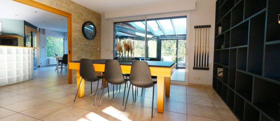 House 9 rooms of 275 m² in Annœullin (59112)