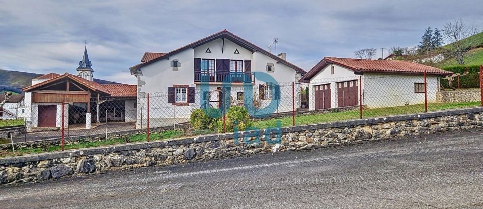 House 7 rooms of 175 m² in Jaxu (64220)