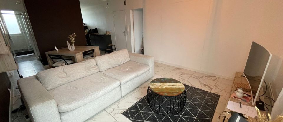 Appartement 3 pièces de 74 m² à Pau (64000)