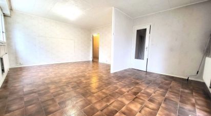 Appartement 4 pièces de 77 m² à Saint-Chamond (42400)
