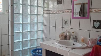 House 3 rooms of 70 m² in Le Tampon (97430)