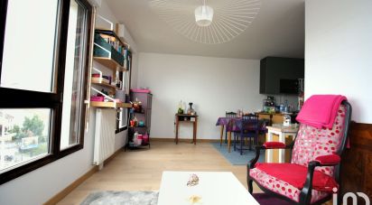 Apartment 3 rooms of 69 m² in Romainville (93230)