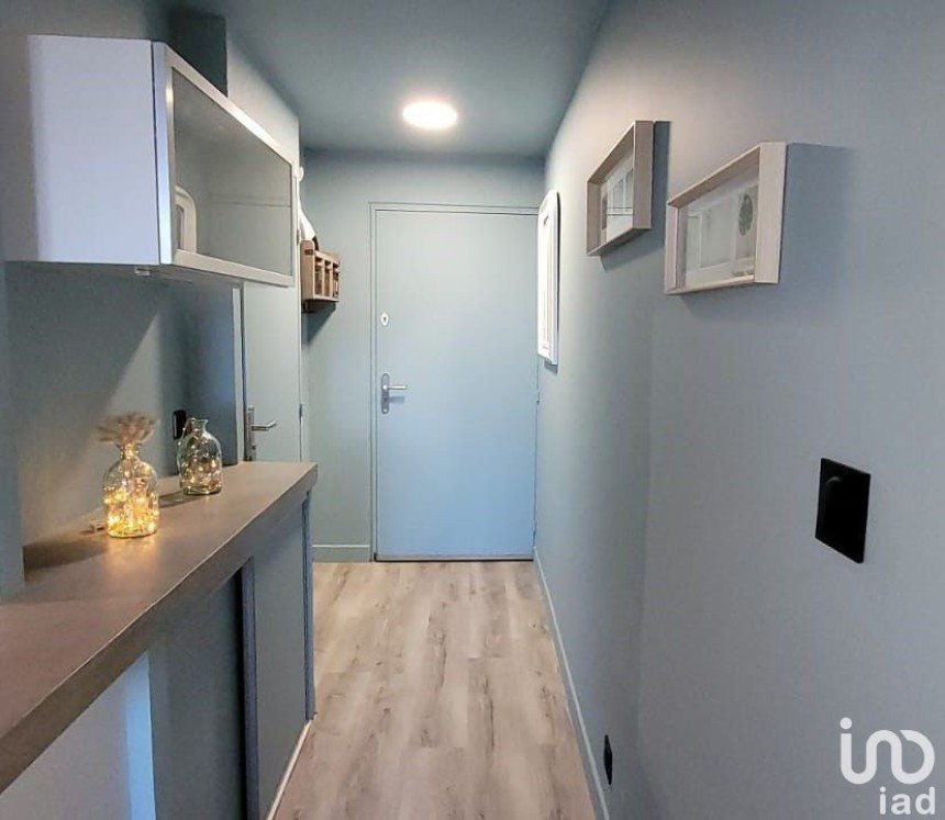 Apartment 2 rooms of 38 m² in Les Sables-d'Olonne (85100)
