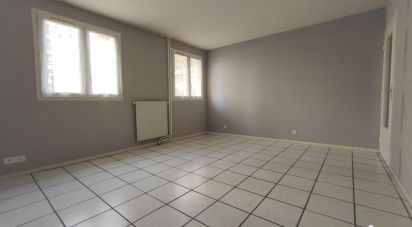 Appartement 4 pièces de 69 m² à Maurepas (78310)