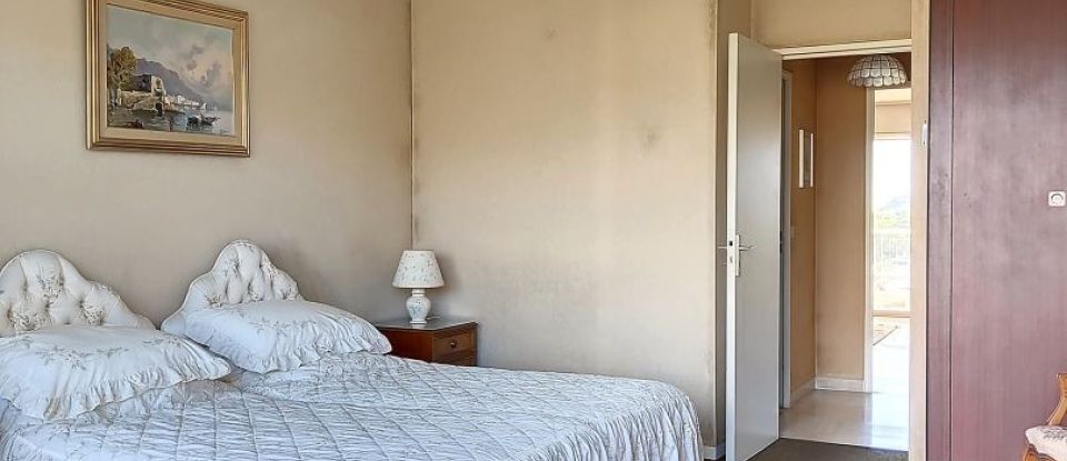Apartment 3 rooms of 80 m² in Mandelieu-la-Napoule (06210)